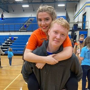 Meet your Posher, Lydia